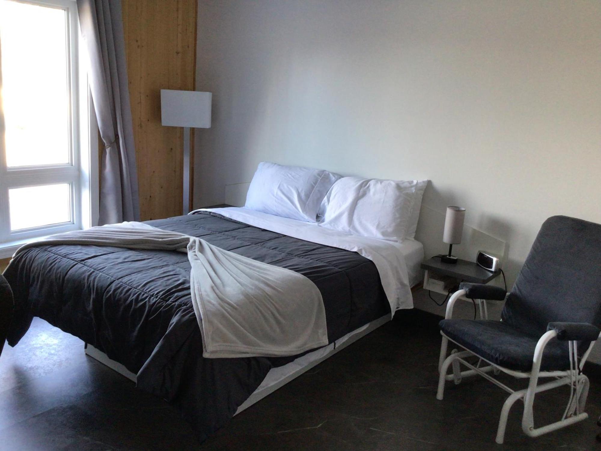 Hotel Auberge St-Felicien Saint-Félicien エクステリア 写真